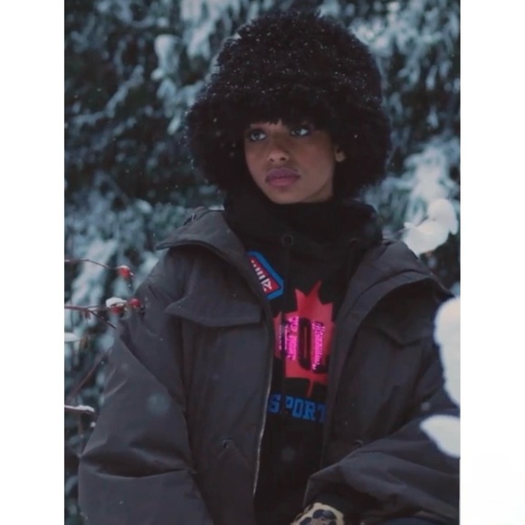 GOLDBERGH BIRD BUCKET HAT IN BLACK - Picture 3 of 16